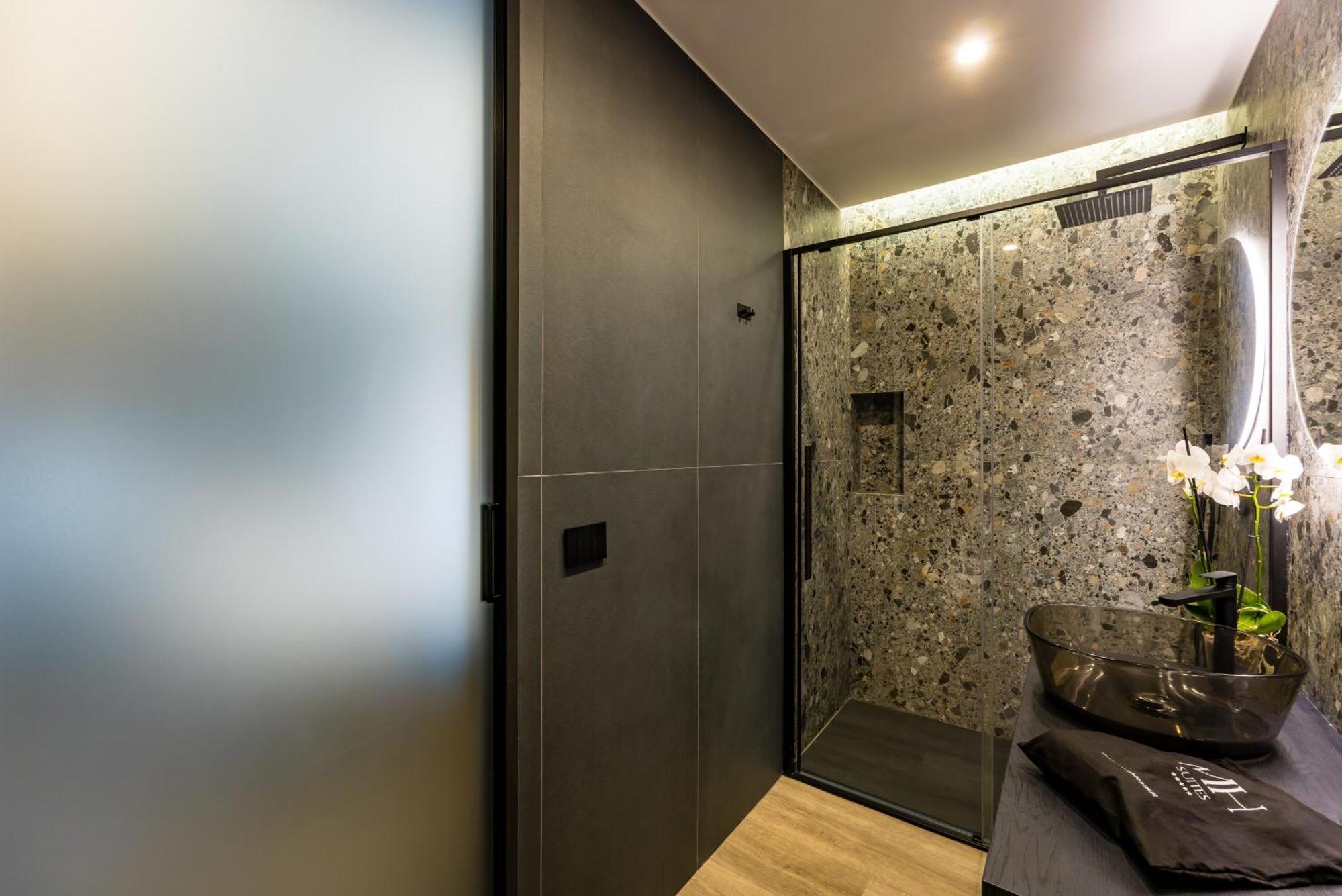 Mh Suites Plebiscito Neapel Exterior foto