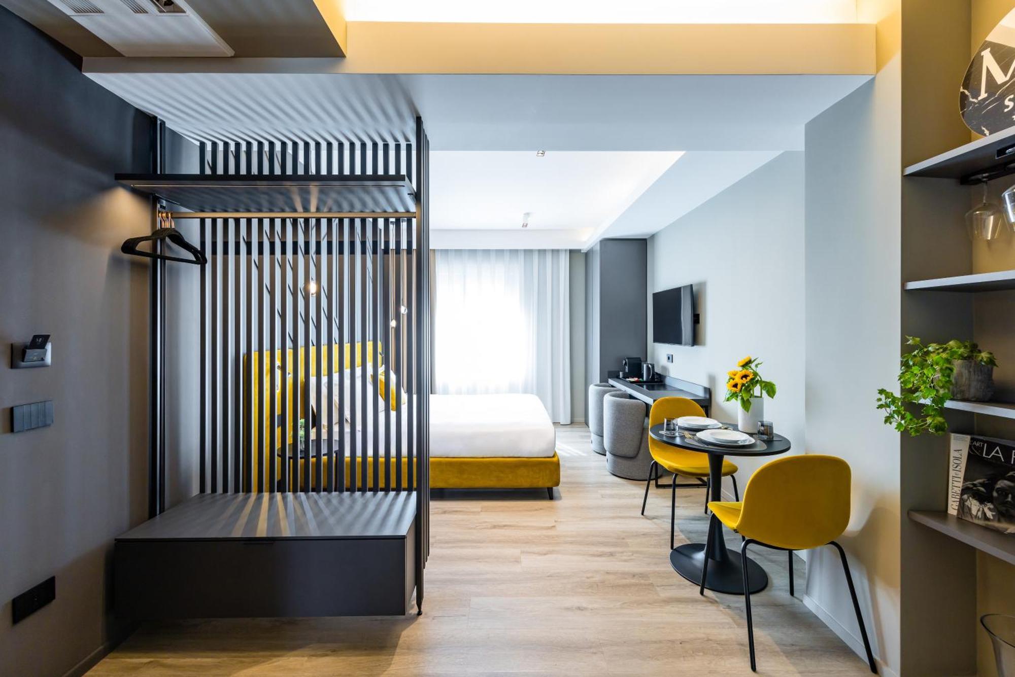 Mh Suites Plebiscito Neapel Exterior foto