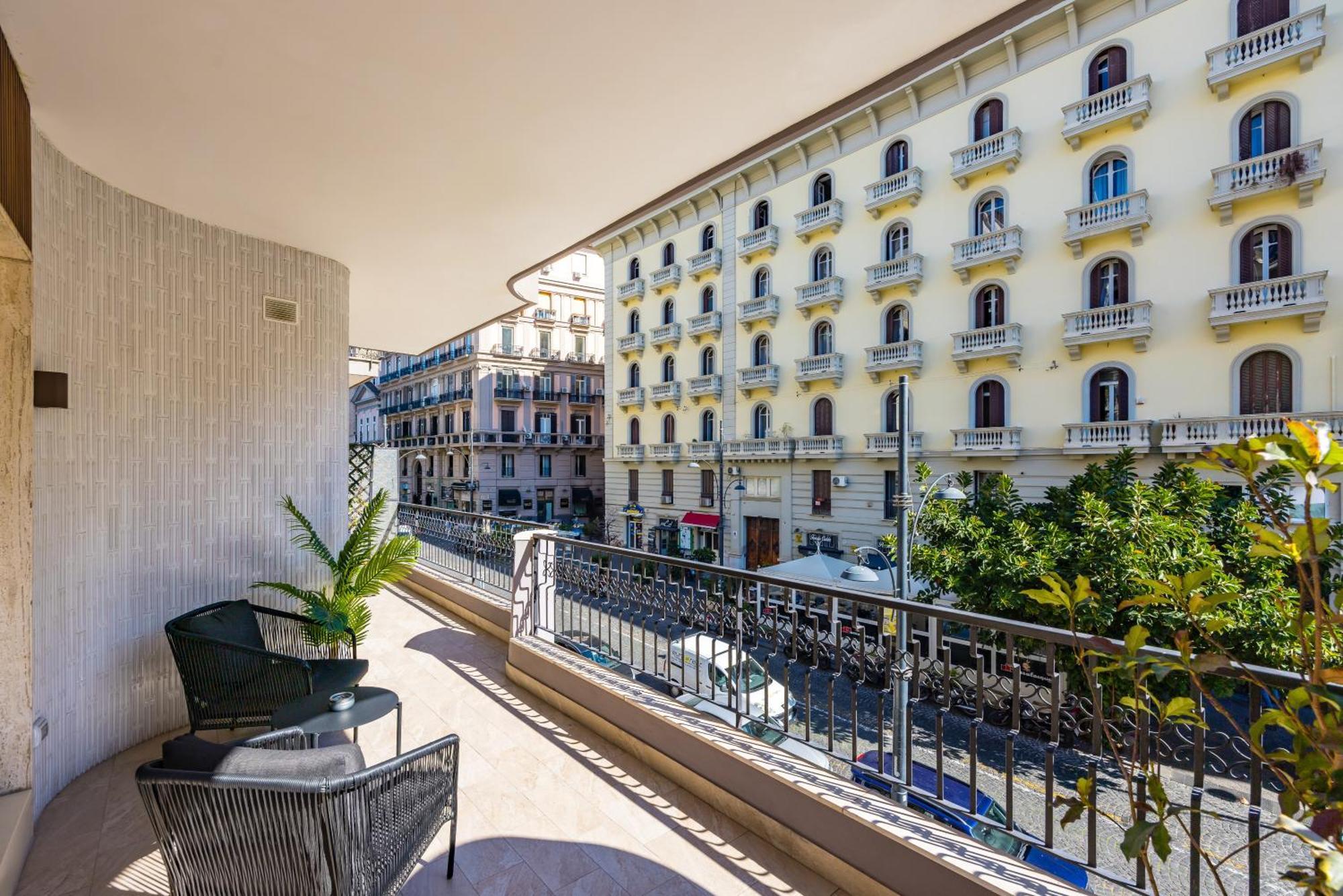 Mh Suites Plebiscito Neapel Exterior foto
